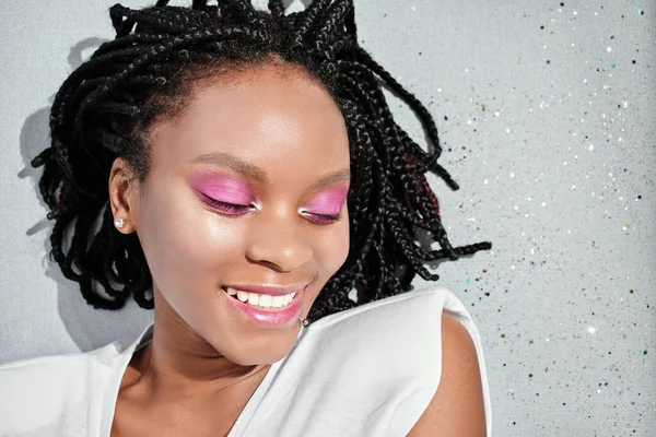 Portrait Happy African American Girl Dreadlocks Braids Hairstyle — Stock Photo, Image