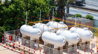 Lpg benzin deposu endüstriyel fabrikası.