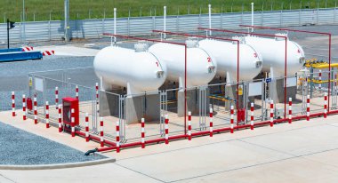 Lpg benzin deposu endüstriyel fabrikası.