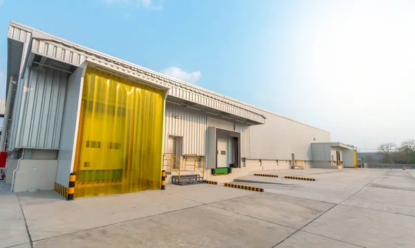 New logistics centre for food warehouse freezer