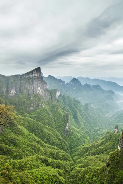 China Tianmen Shan Berg — Stockfoto