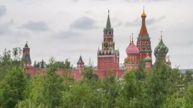 Kremlin ve Zaryadye Parkı, Moskova, Rusya. 8K Zaman Çizelgesi