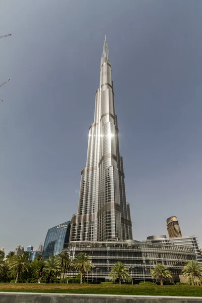 Dubai Emiratos Árabes Unidos 2020 Burj Khalifa Tower Rascacielos Sol — Foto de Stock