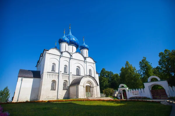 Suzdal, Catedral de la Natividad de la Virgen — Foto de Stock