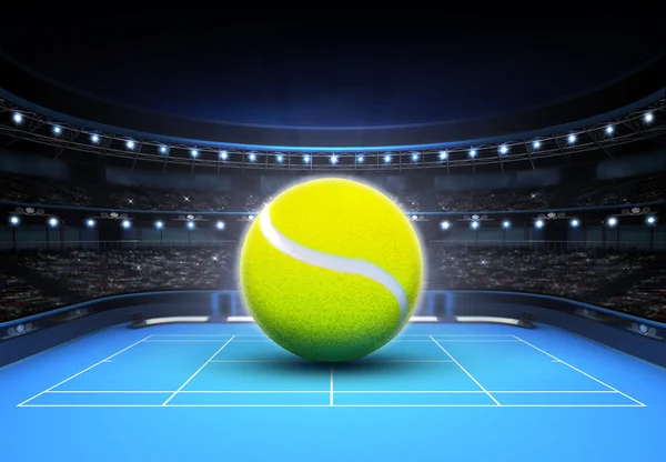 Gran pelota de tenis colocada en una cancha azul —  Fotos de Stock