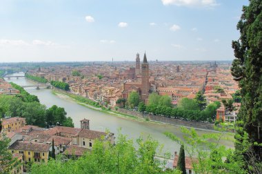 Eski şehir Verona, İtalya görüntülemek