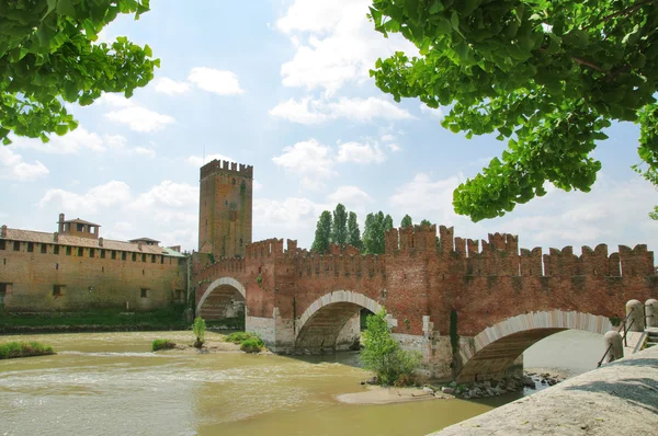 Nézd a régi város, Verona, Olaszország — Stock Fotó