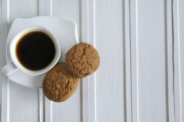 Tablo taze espresso fincan