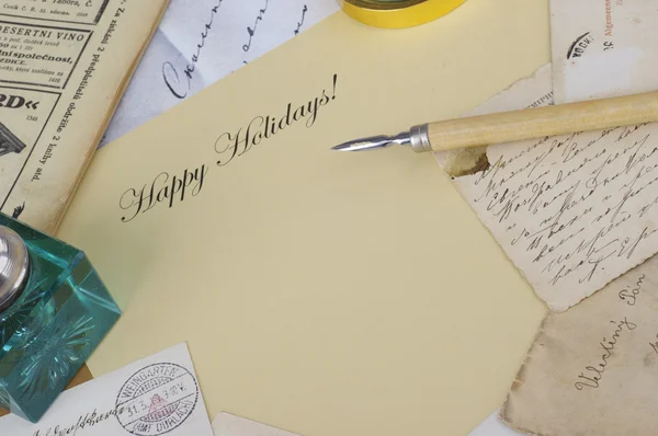 Lettering Happy Holidays with pen — Stock Photo, Image