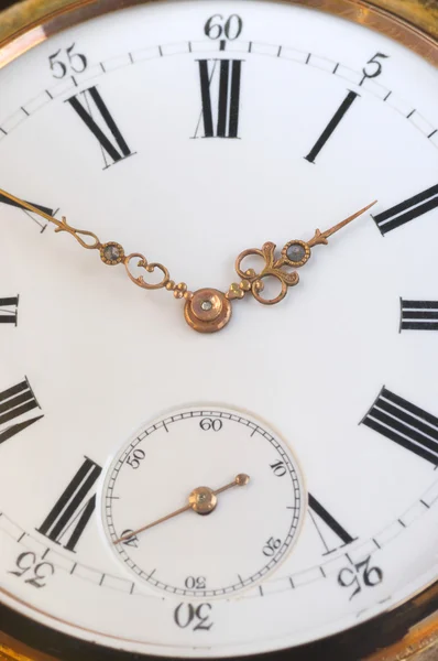 Ročník zlaté kapesní hodinky — Stock fotografie