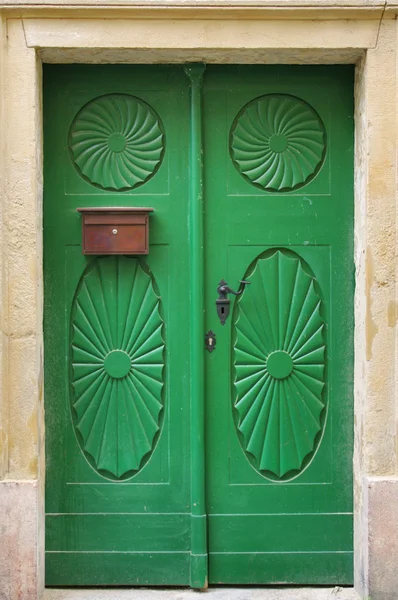 Alte Tür in Prag — Stockfoto