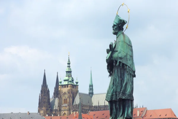 On Charles bridge in Prague — Stock fotografie