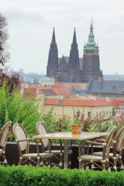Saint Vitus Katedrali ve Prag Kalesi'ne. Prague, Çek Cumhuriyeti