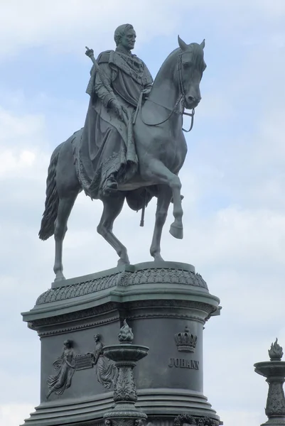 Plac z pomnikiem króla Johann (John) w Dreźnie, Niemcy — Zdjęcie stockowe