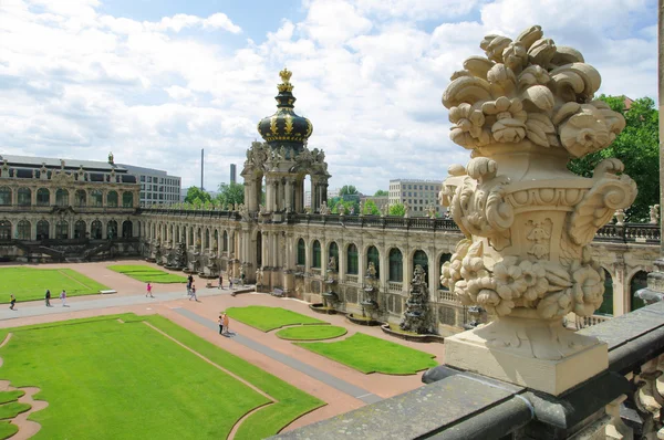 Дрезден, Цвінгер музей — стокове фото