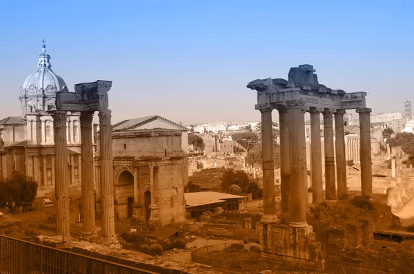 Twee kleuren ansichtkaart met uitzicht op Rome — Stockfoto