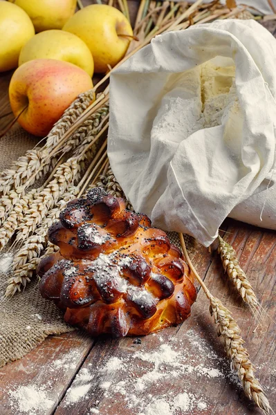 Hausgemachte Kuchen mit Apfel — Stockfoto