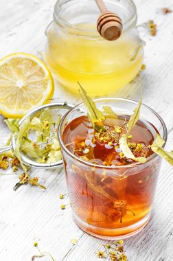 bardak ıhlamur çayı