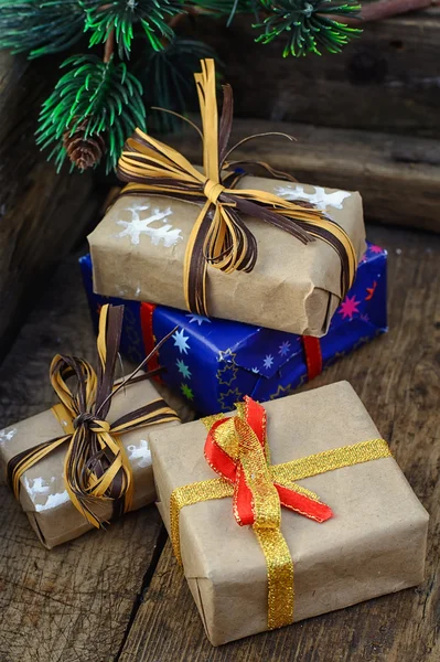 Boîtes avec cadeaux pour Noël — Photo