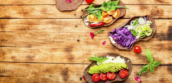 Sehat Vegan Tacos Sehat Vegan Salad Tortilla Bungkus Dan Sayuran — Stok Foto