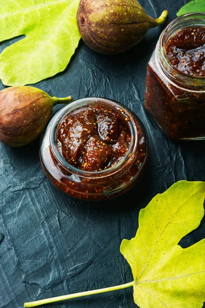 Стеклянная Банка Инжиром Jam Fig Marmalade Canning Фруктов — стоковое фото