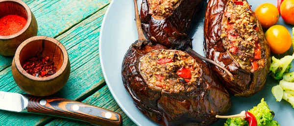 Baked Eggplant Stuffed Tomato Broccoli Pepper — Stock Photo, Image