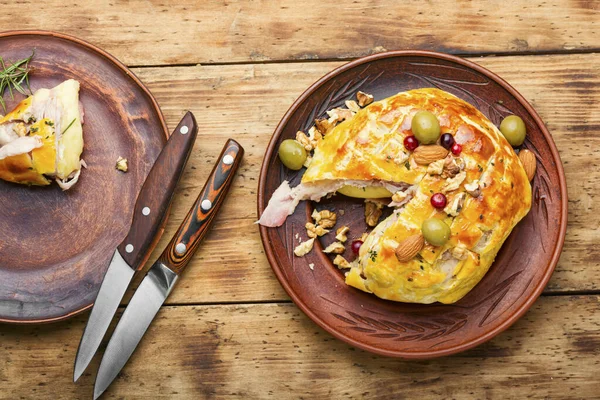 Delicious Camembert Cheese Baked Dough Bacon — Stock Photo, Image