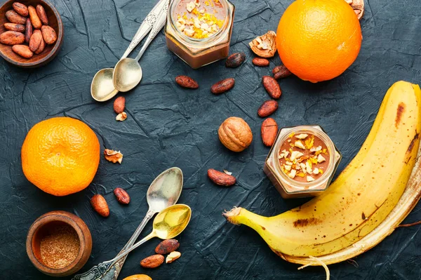 Postre Dulce Leche Con Cacao Mousse Chocolate Con Plátano —  Fotos de Stock