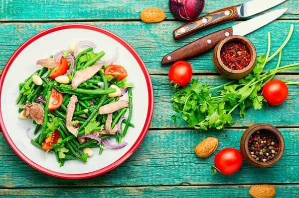 Dana Dilli Diyet Salatası Kuşkonmaz Fasulyesi Domates Bitki Badem — Stok fotoğraf