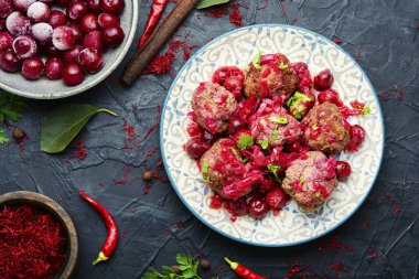 Arap yemeği kuzu, safranlı kufta. İştah açıcı kuzu köftesi.