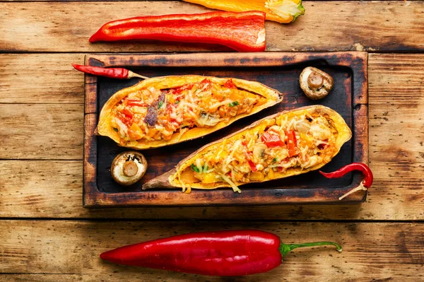 Batatas Horno Con Pimientos Quinua Setas Comida Vegetariana — Foto de Stock