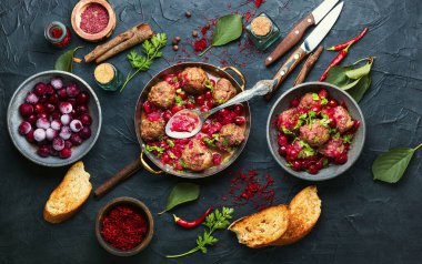 Arap yemeği kuzu, safranlı kufta. İştah açıcı kuzu köftesi.