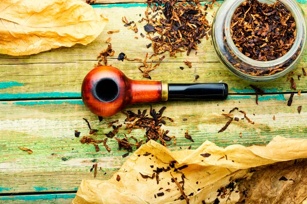 Antika Tütün Piposu Tütün Yaprağı Pipo Tütünü — Stok fotoğraf