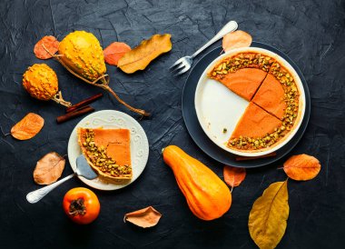 Taze ev yapımı balkabağı turtası. Balkabağı turtası. Şükran Günü balkabağı pastası.