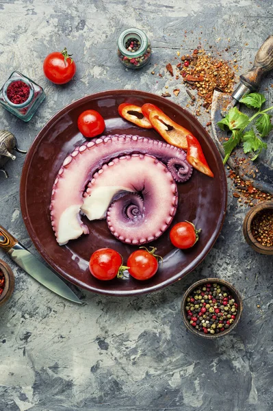 Raw Octopus Tentacle Vegetables Kitchen Table — Stock Photo, Image
