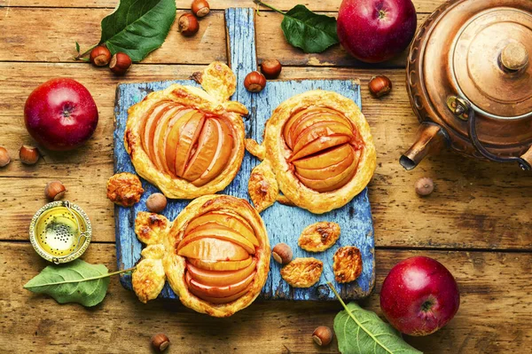 Delicious Fall Pie Apples Hazelnut Paste Apple Mini Pie Autumn — Stock Photo, Image