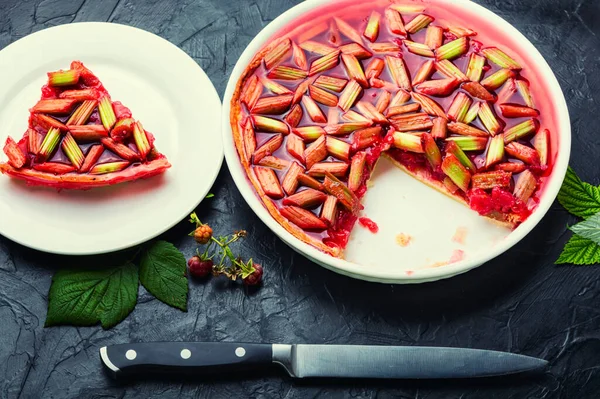 Jellied Pie Cake Rhubarb Stalks Raspberries Summer Sweet Dessert — Stock Photo, Image