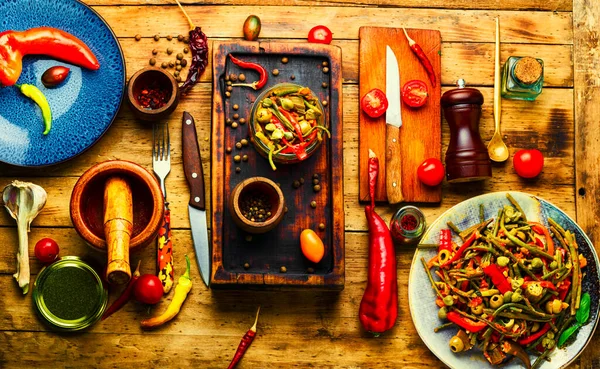 Spicy Vegetable Appetizer Made Pepper Asparagus Beans Tomato Capers — Stock Photo, Image