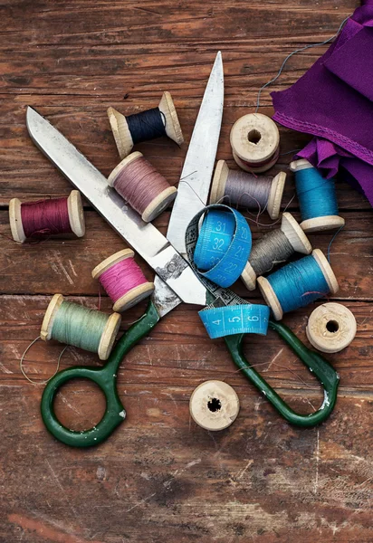 Sewing threads — Stock Photo, Image