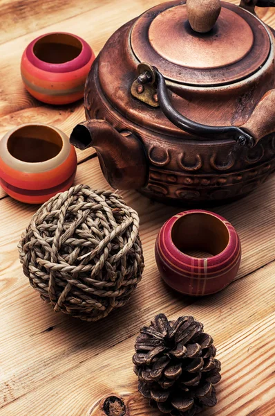 Copper old tea-pot and accessories — Stock Photo, Image