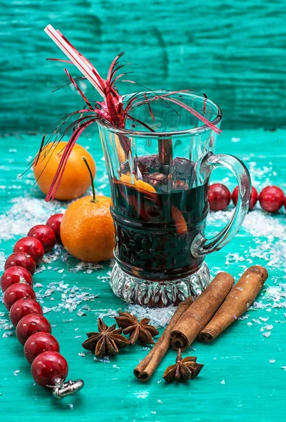 Glühwein en mandarijnen — Stockfoto