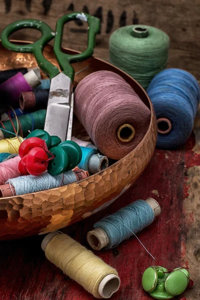 Sewing threads — Stock Photo, Image