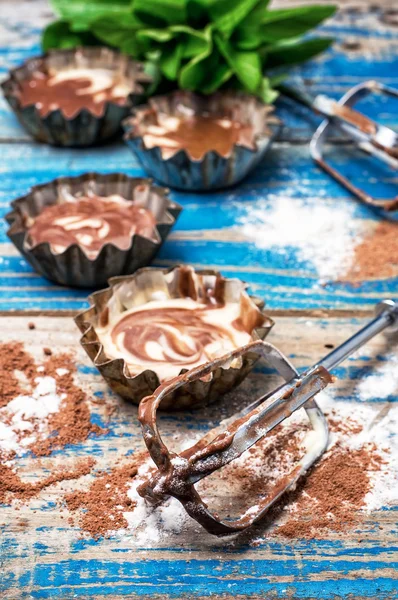 Process of making coffee cupcakes — Stock Photo, Image