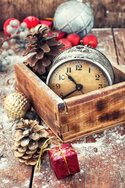 Retro arrangement for Christmas with an old alarm clock — Stock Photo, Image