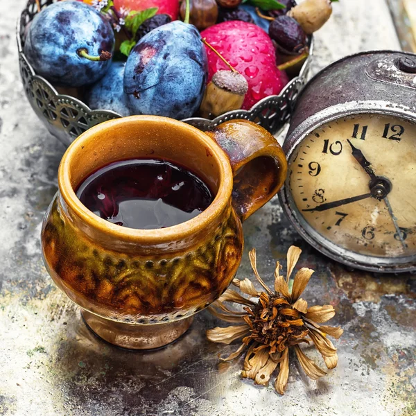 Cup of tea in the autumn style — Stock Photo, Image