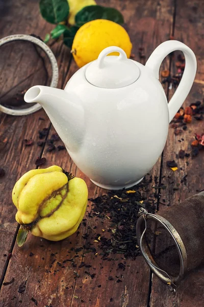 Brew tea — Stock Photo, Image