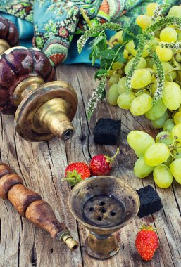 Shisha meyveli aroması ile