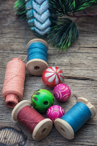 The creation of Christmas decorations. — Stock Photo, Image