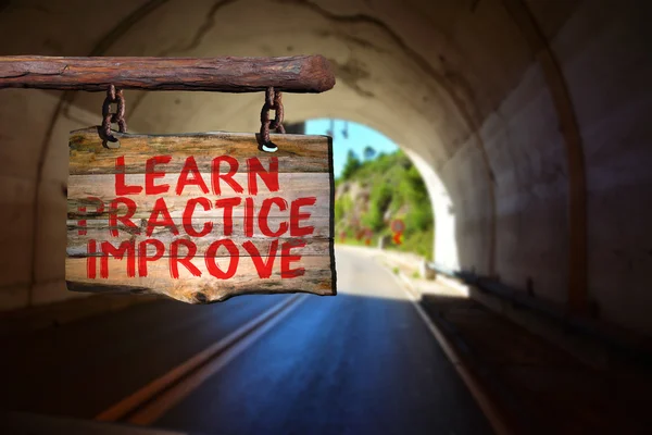 Apprendre la pratique améliorer le signe de motivation — Photo