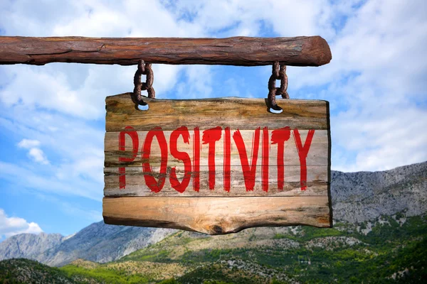 Segno di positività su legno vecchio — Foto Stock